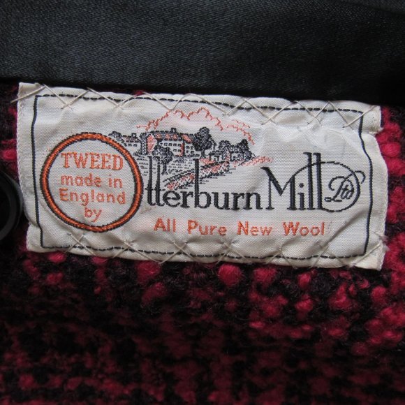 Vintage Red and Black Wool Tweed Coat with Beaver Collar - Picture 7 of 8